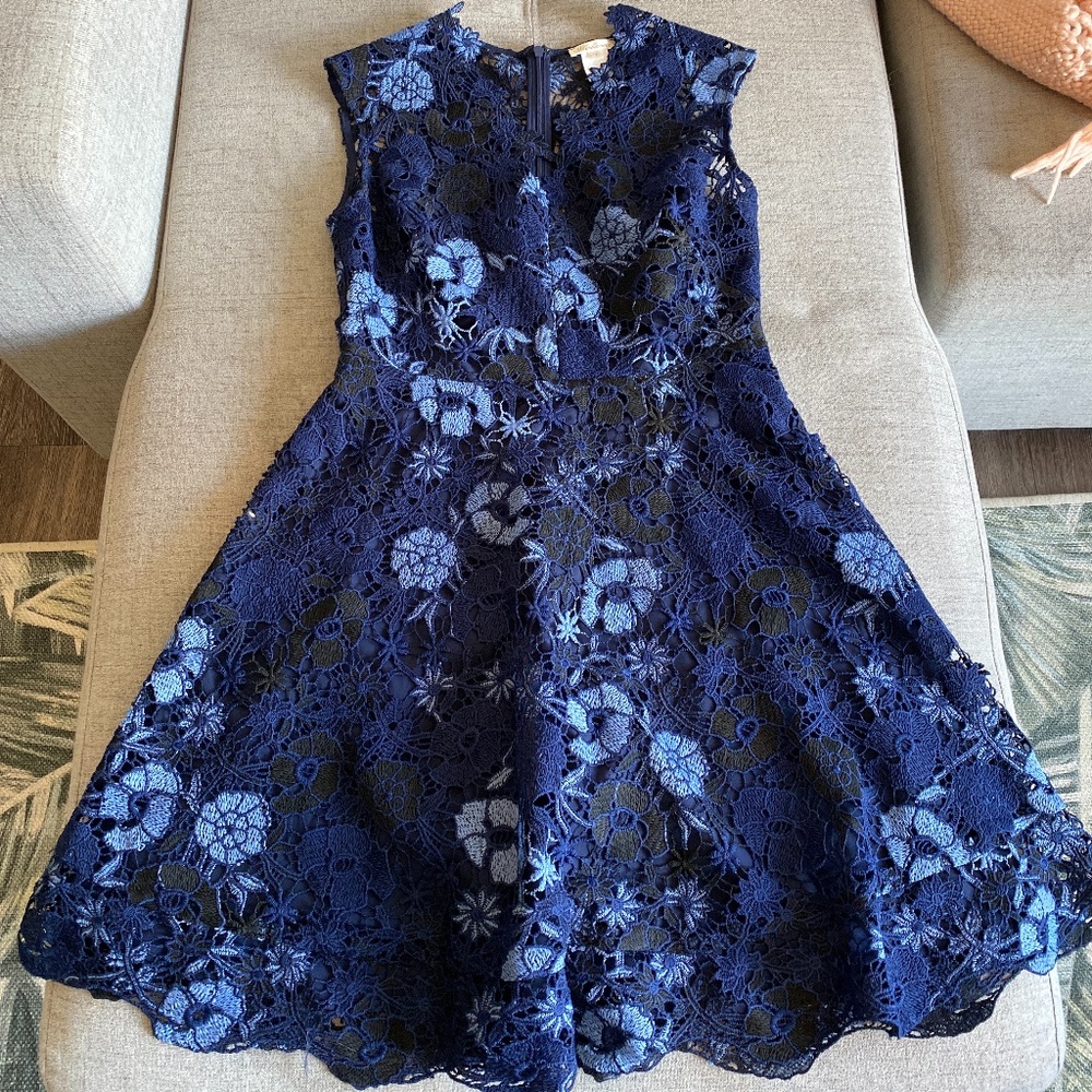 shoshanna lace dress